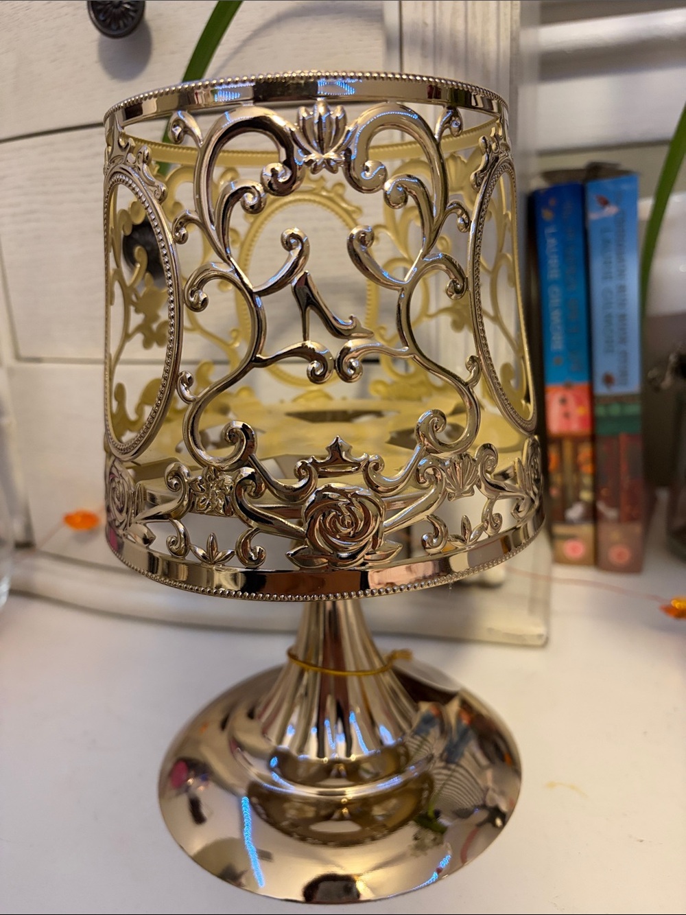 Bath & Body Works Gold Disney Princess Pedestal Candle Holder - Picture 5 of 7